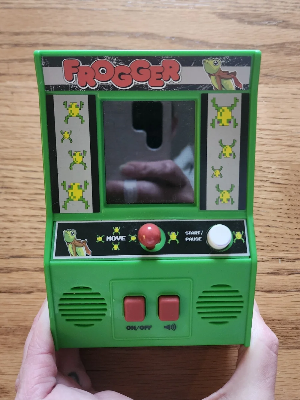 Konami Digital Entertainment frogger electronic